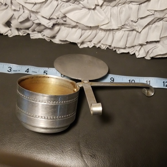 Antique silver plated or aluminum container - Picture 7 of 8